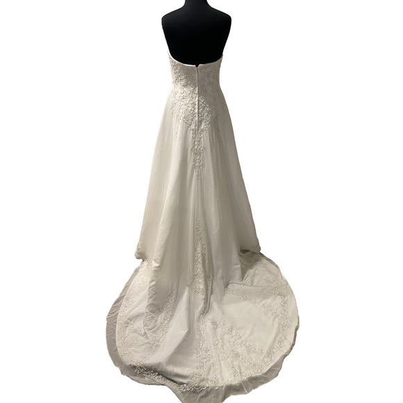 David's Bridal Wedding Dress Womens 12 Strapless Beaded Tiered Ball Gown w Train - Picture 3 of 16